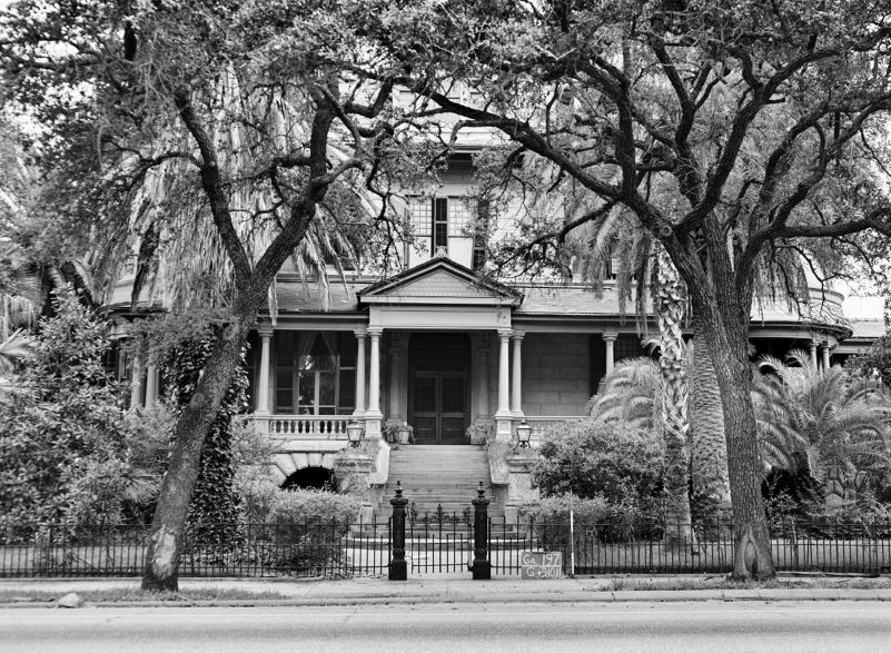 1702 Broadway